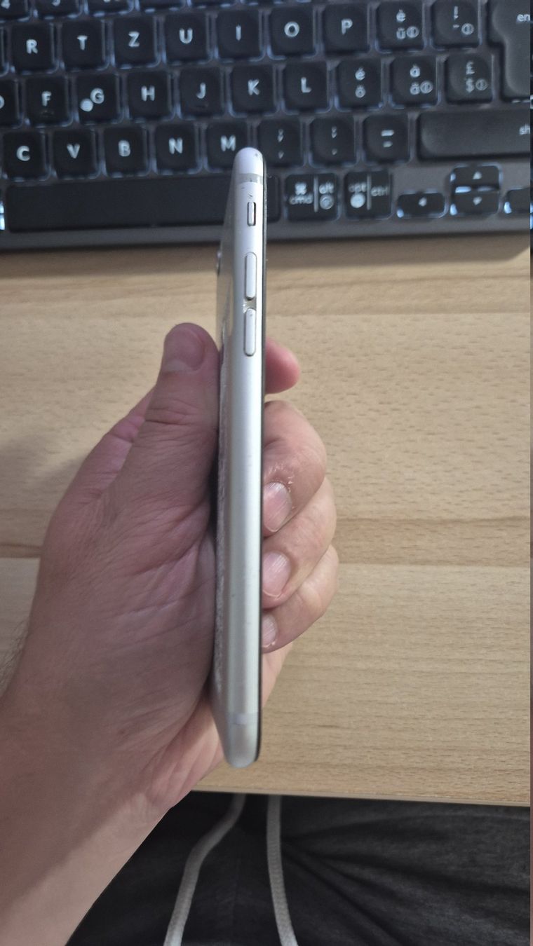 Apple Telefoni cellulari / Smartphones: iPhone 6 Space Gray – Difettoso da Münchenbuchsee venduto da MV_Solutions 4