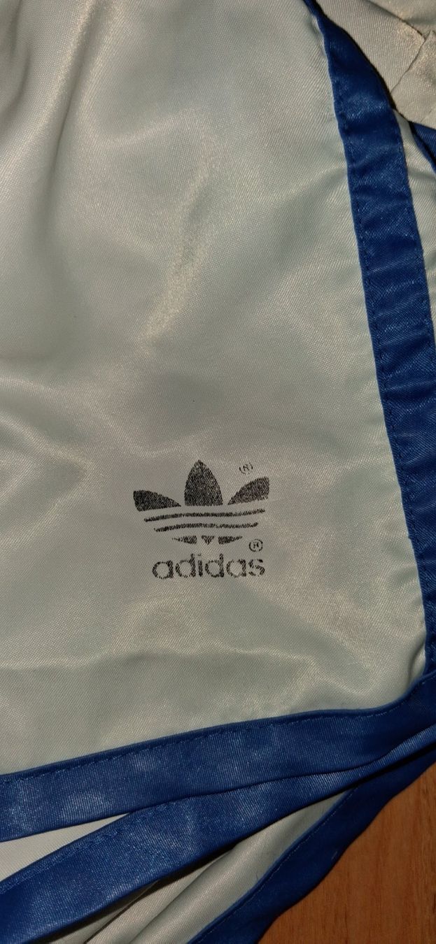 Adidas Hosen: ADIDAS Vintage Nylon Sprinter Shorts D6 – Gebraucht aus Appenzell von fibuking 2