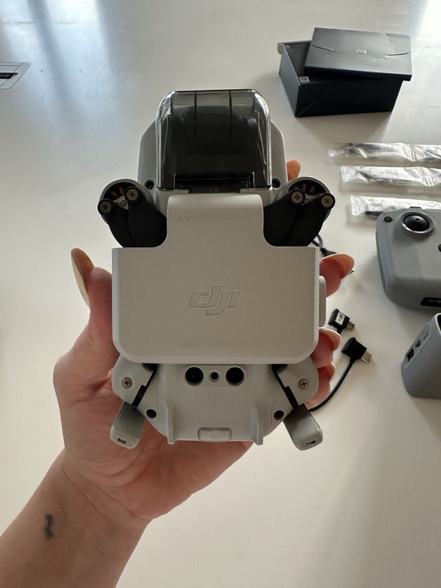 DJI Modellismo RC: DJI mini 2 Fly More Combo – Usato da Colombier NE venduto da cas_2yb5 5