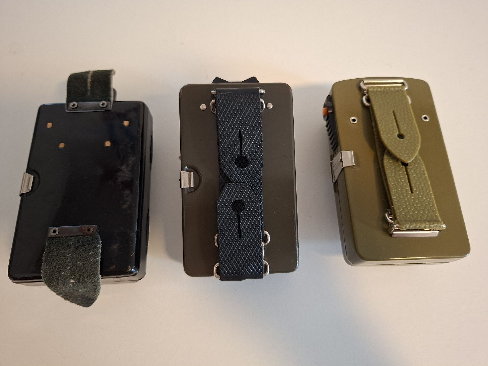 Lampade: 3 alte Militärtaschenlampen – Usato da Chur venduto da bananaaa 4