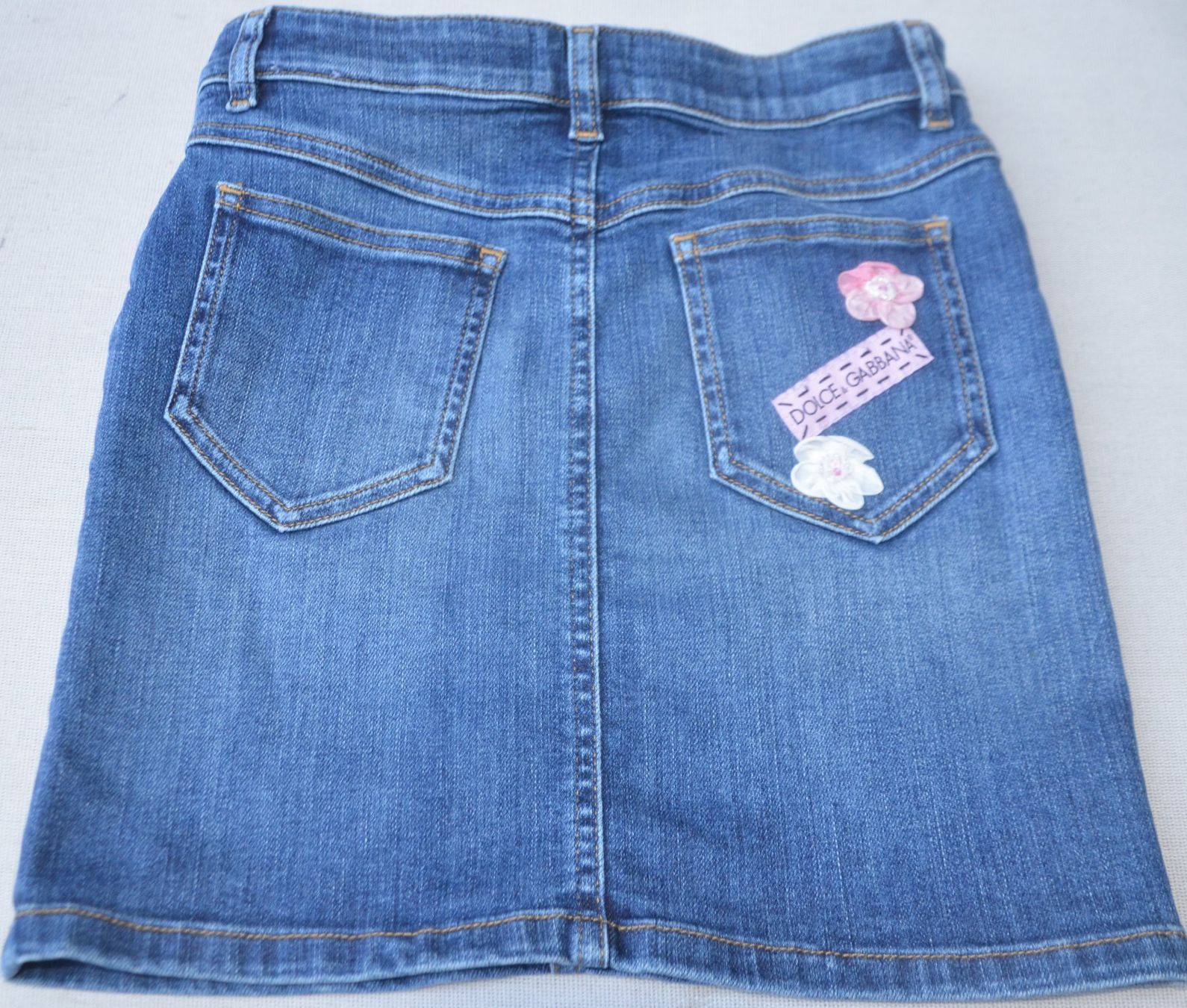 Dolce & Gabbana Vestiti & Gonne: Dolce & Gabbana Rock / jupe 9-10 – Usato da Collonges venduto da arashee 2