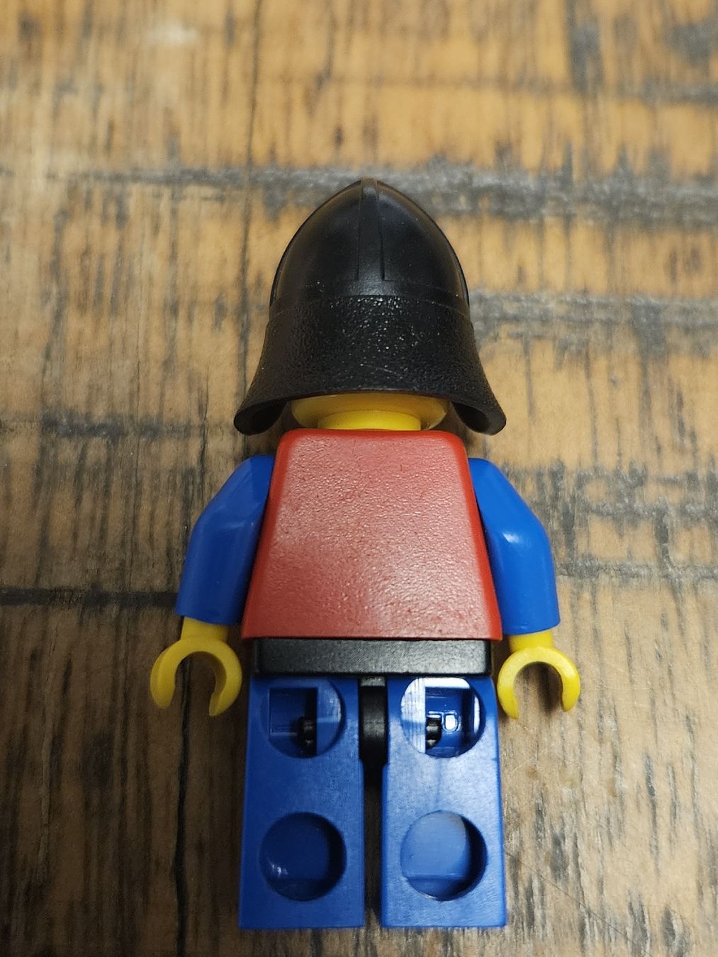 Lego Kit di costruzioni: lego figurine castle 198 Breastplate - – Usato da Confignon venduto da Ecrofigs 1