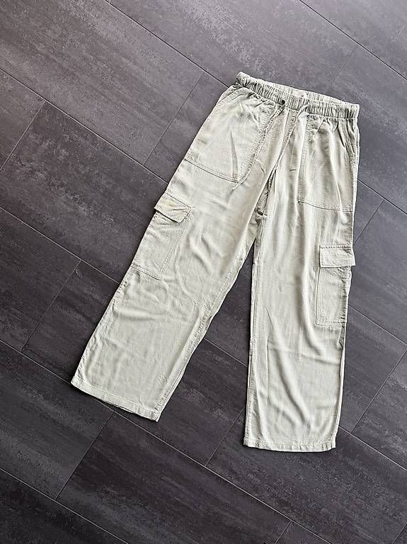 Hosen: H&M Leinenhose - hellgrün - Olive - XS – Gebraucht aus St. Niklausen LU von Sundy01