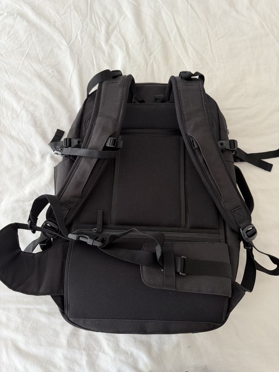 Zaini: Pakt One Travel Backpack 35+ liters – Usato da Zürich venduto da jus_sw7l 2