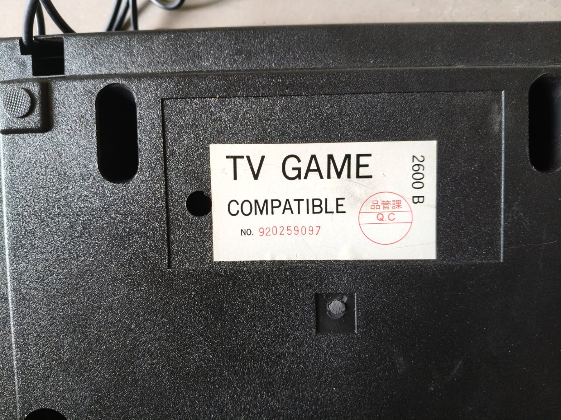 Atari Console: Atari 2600 Klon mit 444 Spielen eingebaut und 3  extra – Usato da Zürich venduto da s6000 3