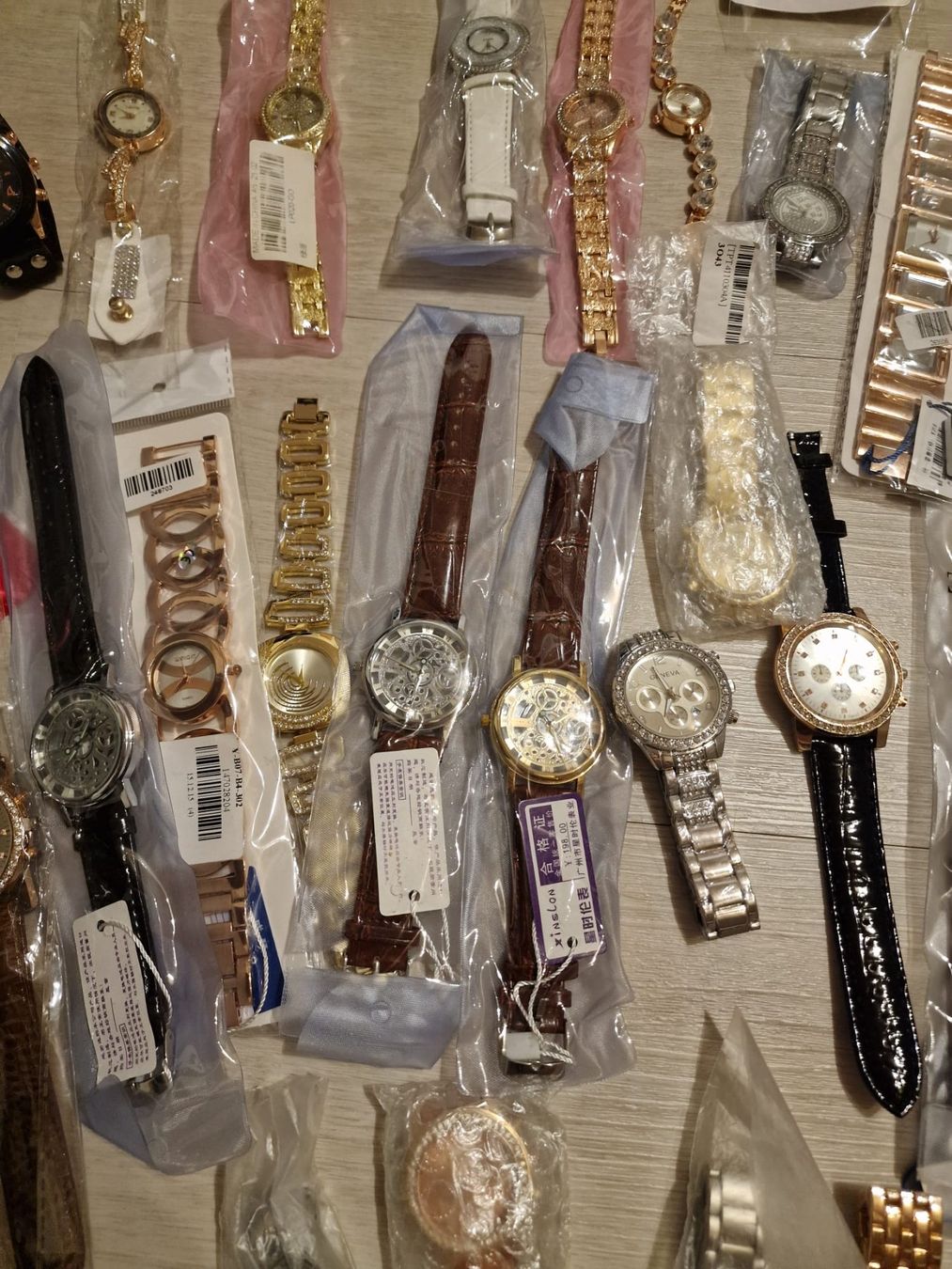 Orologi: 15 neue Slake-Uhren – Nuovo e nell'imballaggio originale da Schübelbach venduto da chinchilla84 2