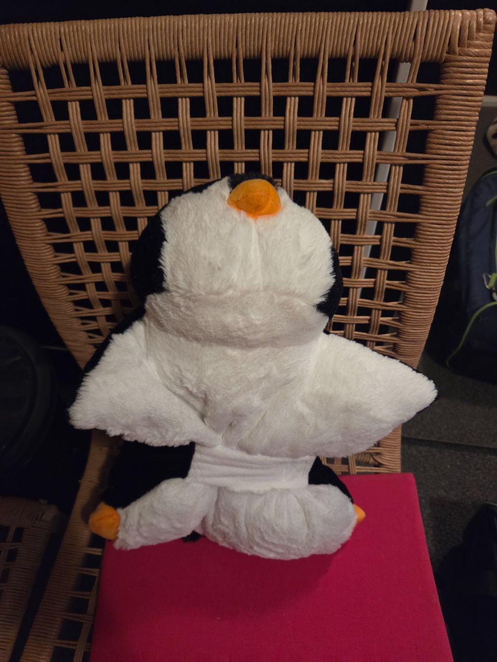 Cuscini: Plüschkissen Pinguin – Nuovo (secondo la descrizione) da Bitsch venduto da Bpetzi 1