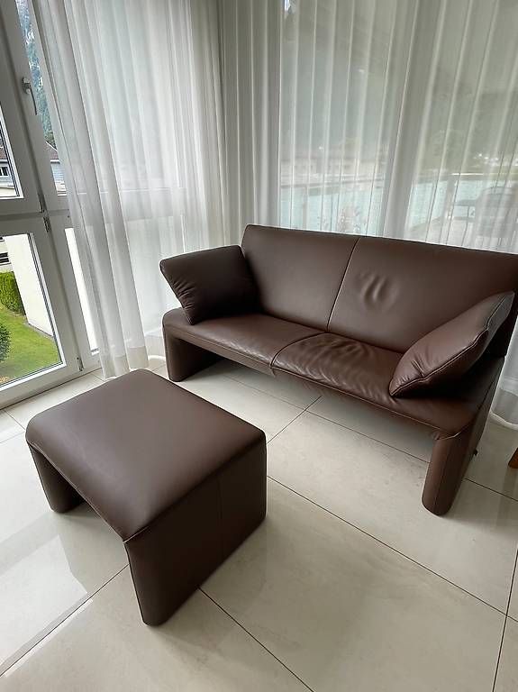 Pfister Divani: Braunes Echtledersofa mit Hocker – Usato da Mollis venduto da ric_xdn9 1