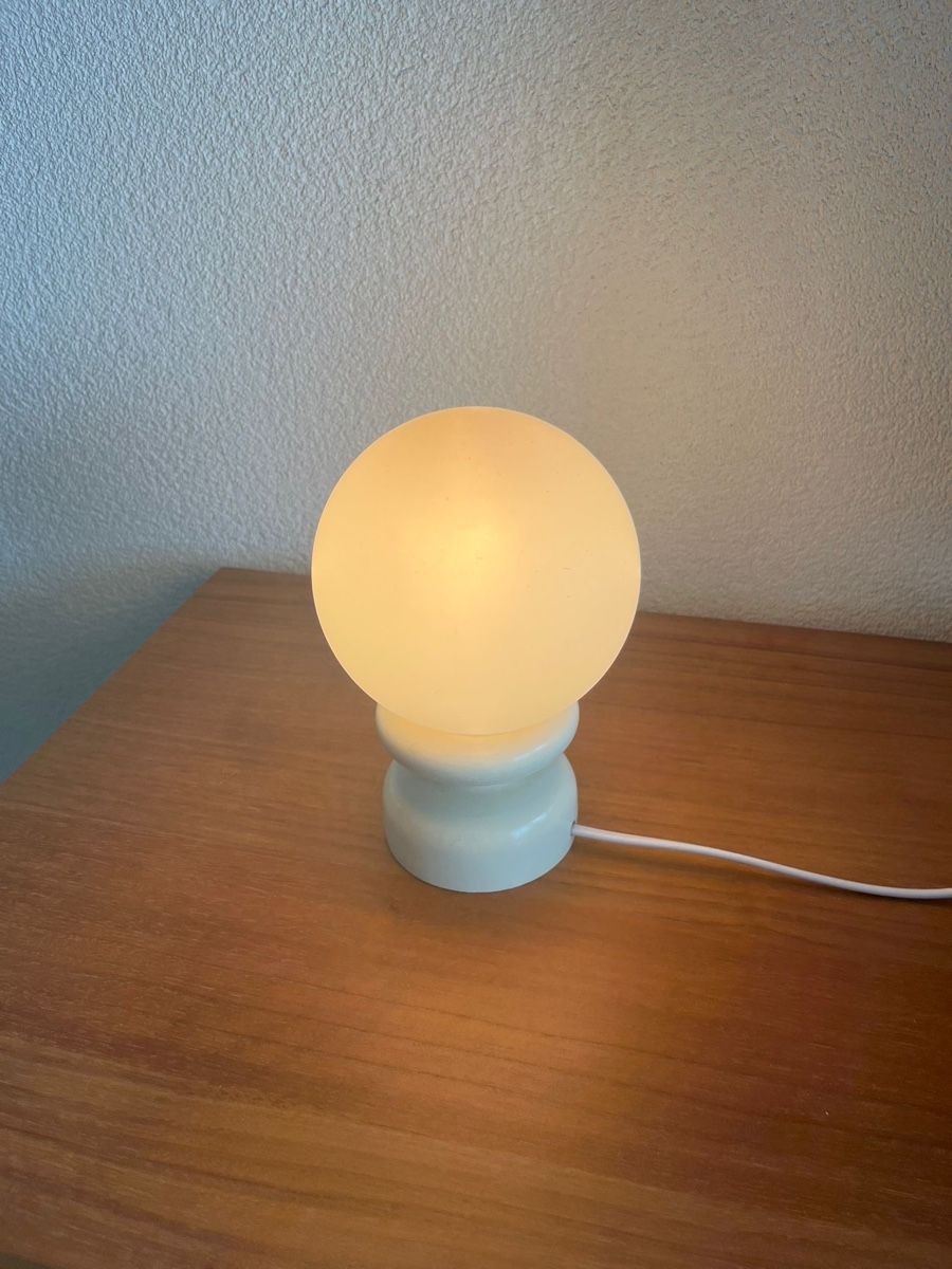 Lampade: Lampe vintage à globe opalin – Usato da Neuchâtel venduto da gir_z6cb 1