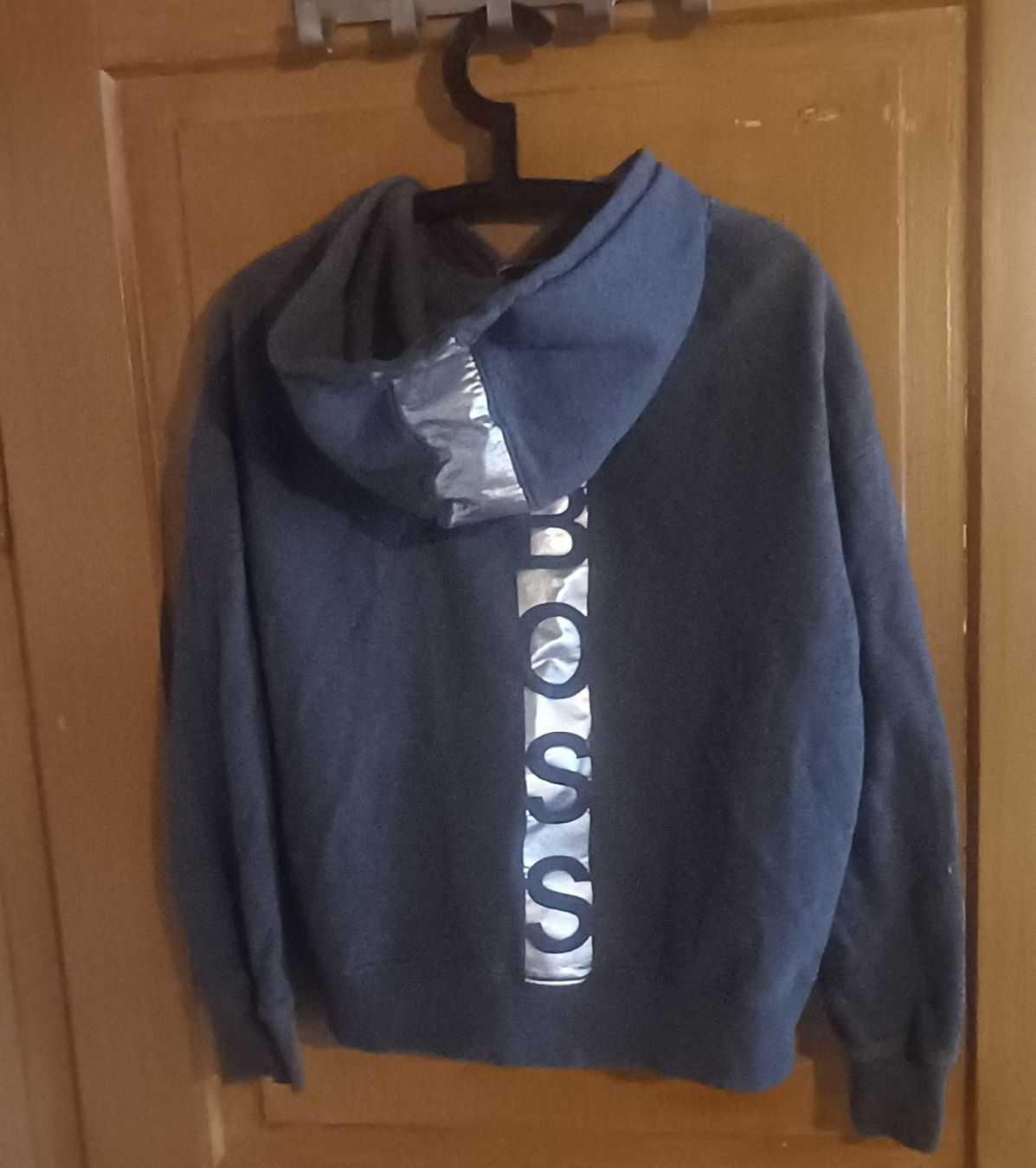 Hugo Boss Maglioni & Felpe: Kaputzenpullover Grösse M von Hugo Boss – Usato da Schönenwerd venduto da pomodor 1