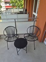 Moderne Balkon-Lounge  2 Stühle + Tisch  Top Zustand