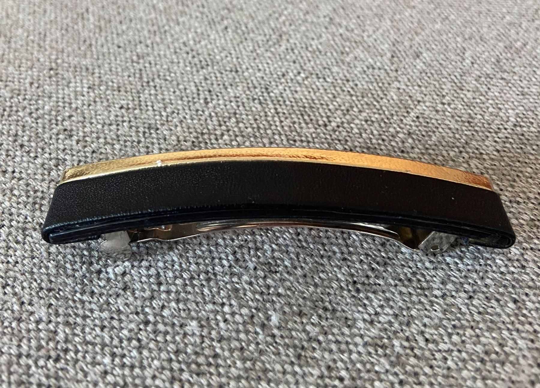 Haarschmuck: Barrette CLAIRE'S noir/or aspect cuir – Neu (gemäss Beschreibung) aus Genève von kik_8jd6 1