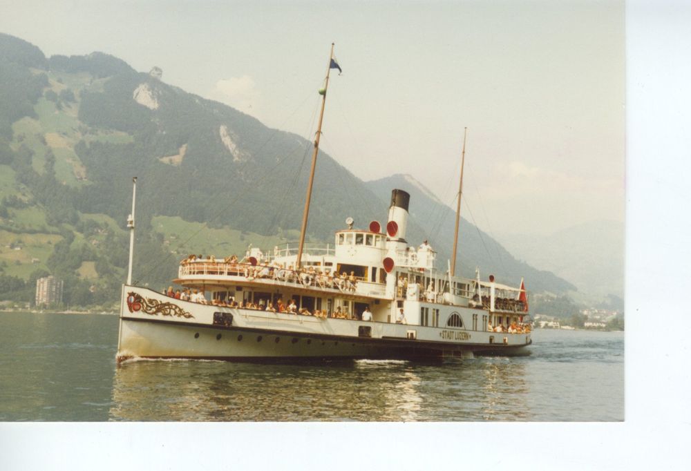 s/w Foto DS Schiller, Raddampfer, Schiff, Vierwaldstättersee | Kaufen