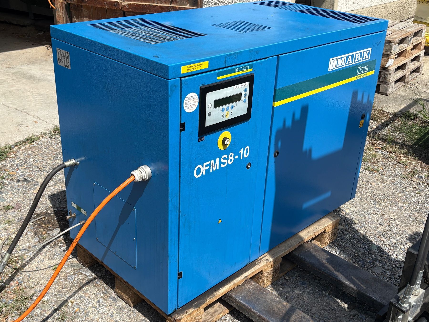 Kompressoren: Schraubenkompressor Mark OFMS8 mit 500L Tank – Gebraucht aus Oberglatt ZH von dealer1936