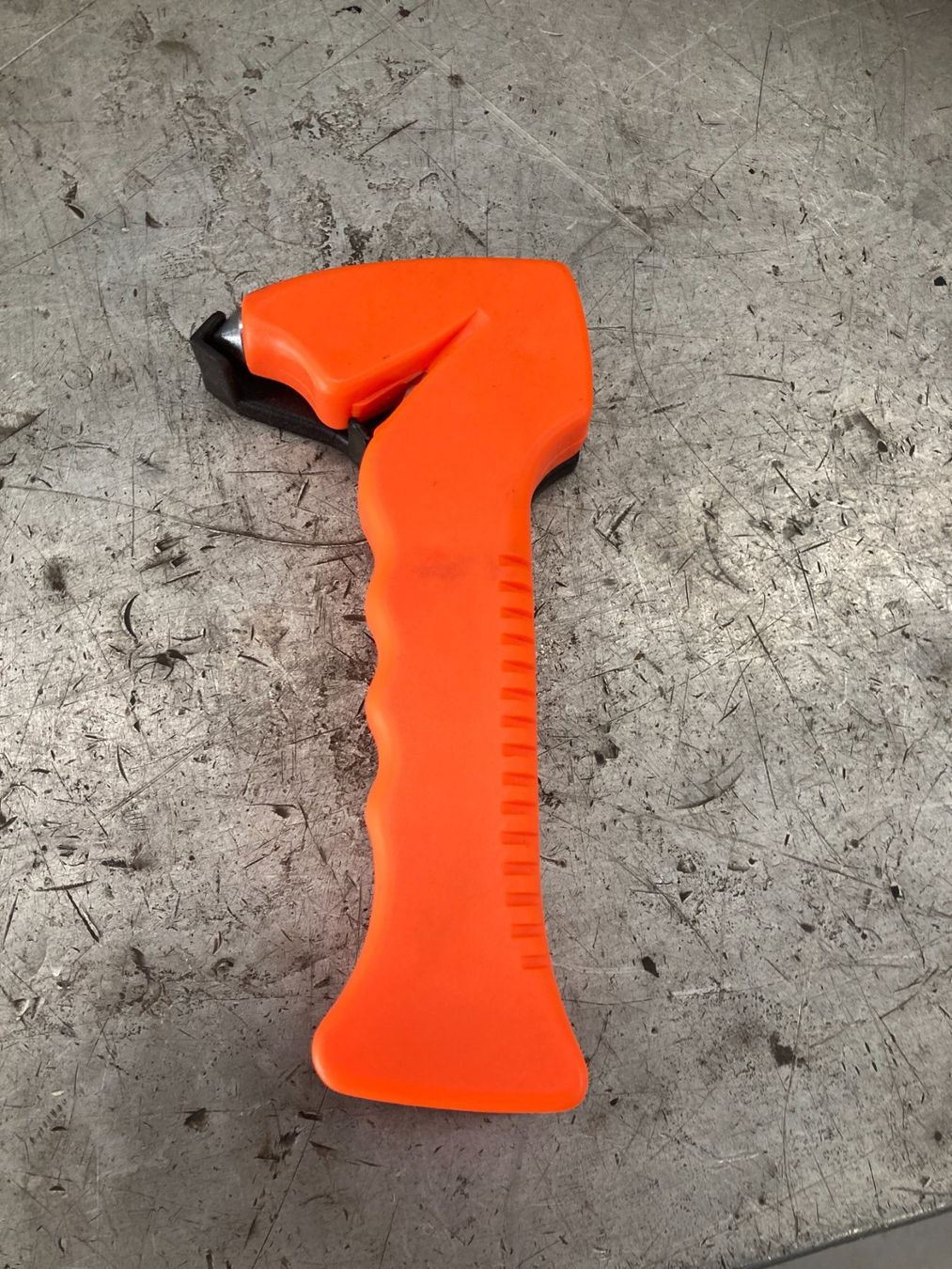 Accessori per altri veicoli: Pannenhilfe Notfallhammer mit Halterung fürs Auto – Usato da Cham venduto da WB2223