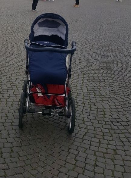 Carrozzine: Kinderwagen Solia – Usato da Weiach venduto da montes.barbeitoa