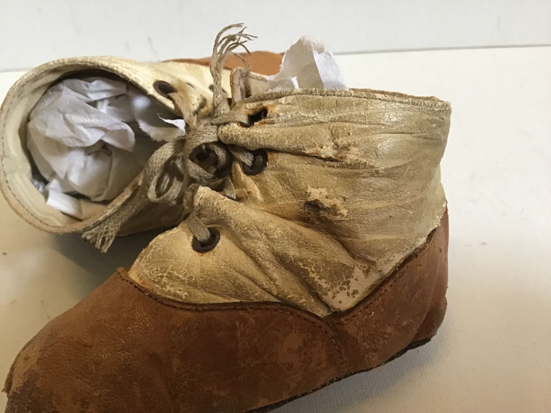 Gamaschen & Bandagen: Uralte Antike Gamaschen  Kinder Lederschuhe – Gebraucht aus St. Gallen von Goldlilly 4