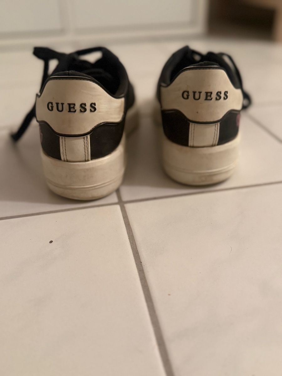 Guess Scarpe da donna: Guess Sneaker, Grösse 39 – Usato da Leibstadt venduto da iry_jn6n 2