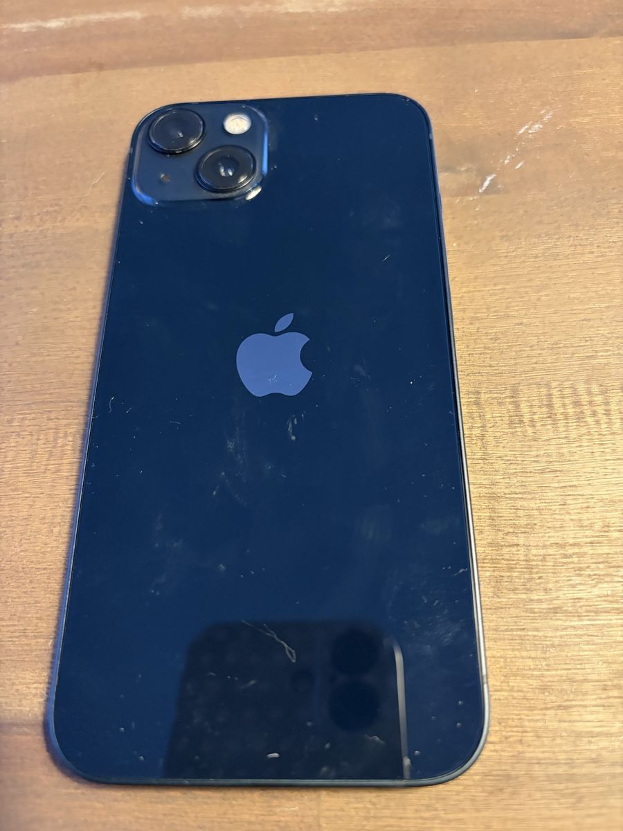 Apple Telefoni cellulari / Smartphones: I Phone 13  – Usato da Tagelswangen venduto da Gizzmo..77 1