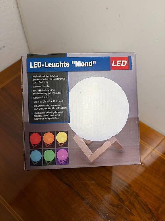 Lampade: Mond LED-Lampe mit Farbwechsel  – Nuovo e nell'imballaggio originale da Erlen venduto da Nussi-59