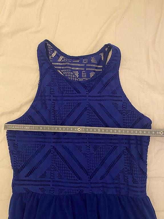 Vestiti: Sommerliches, blaues Kleid mit Spitze – Usato da Luzern venduto da lauriie 1