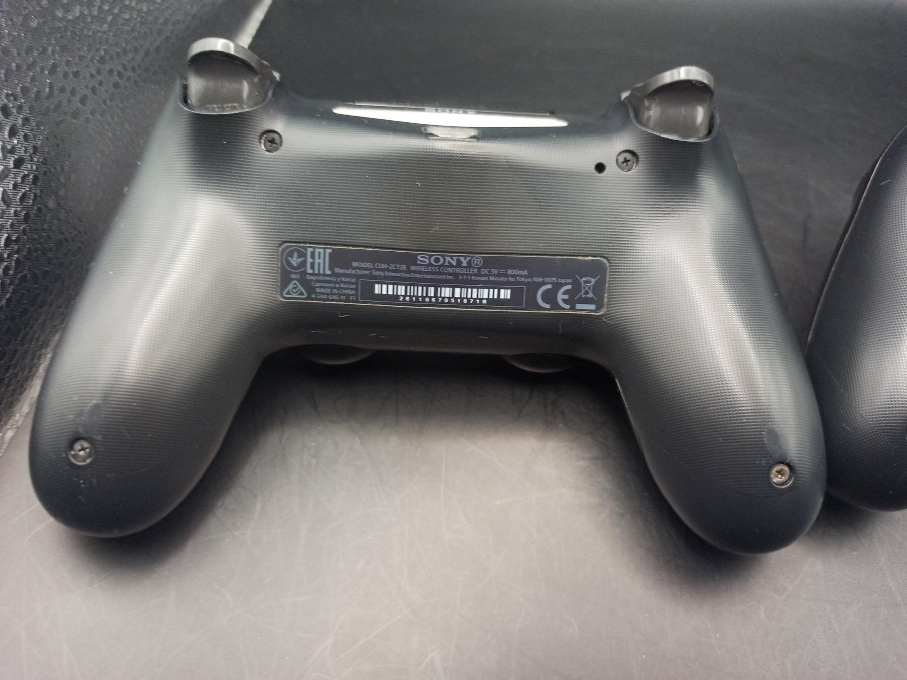 Controller: 2 x Original Controller Sony PS4 Wireless DualShock 4 – Usato da Oberweningen venduto da mar_87mx 8