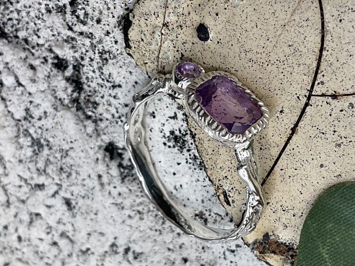 Bagues: Feiner Silberring mit Amethyst, Gr. 54.5 – Neuf (Voir description) à luzern par Alpendorf1 2