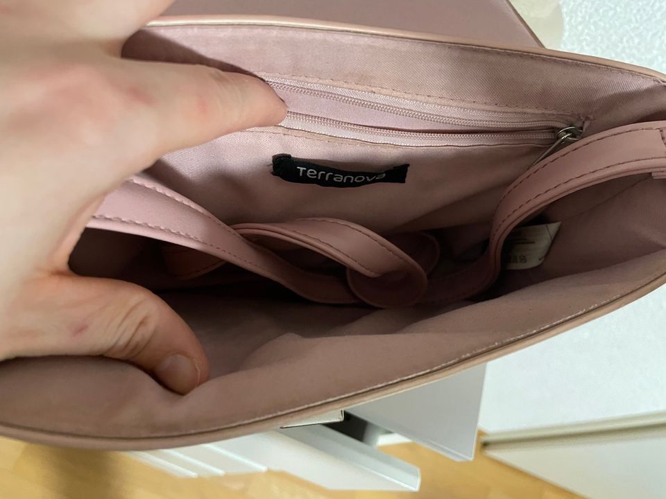 Borse da donna: Puderrosa Tasche – Usato da Tägerwilen venduto da makcode09 1