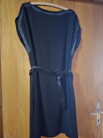 Kleid knielang von Emporio Armani