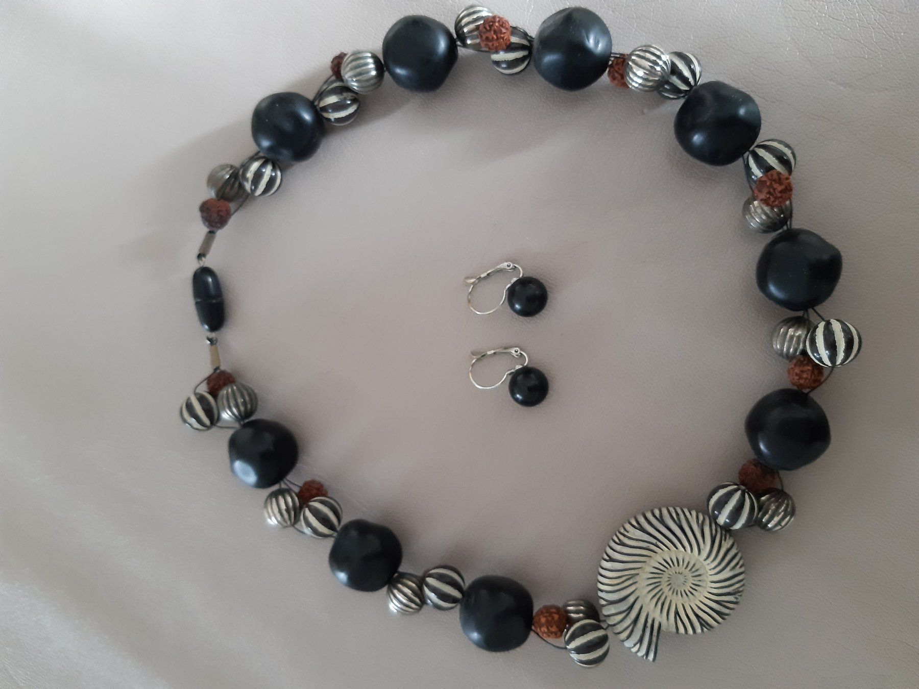 Catenine: Modeschmuck Halskette – Usato da Biberist venduto da Mgbgt0