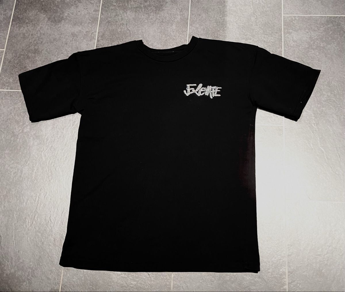 T-shirt: ELEVATE T-Shirt Gr.M – Usato da Kilchberg ZH venduto da SyFo286