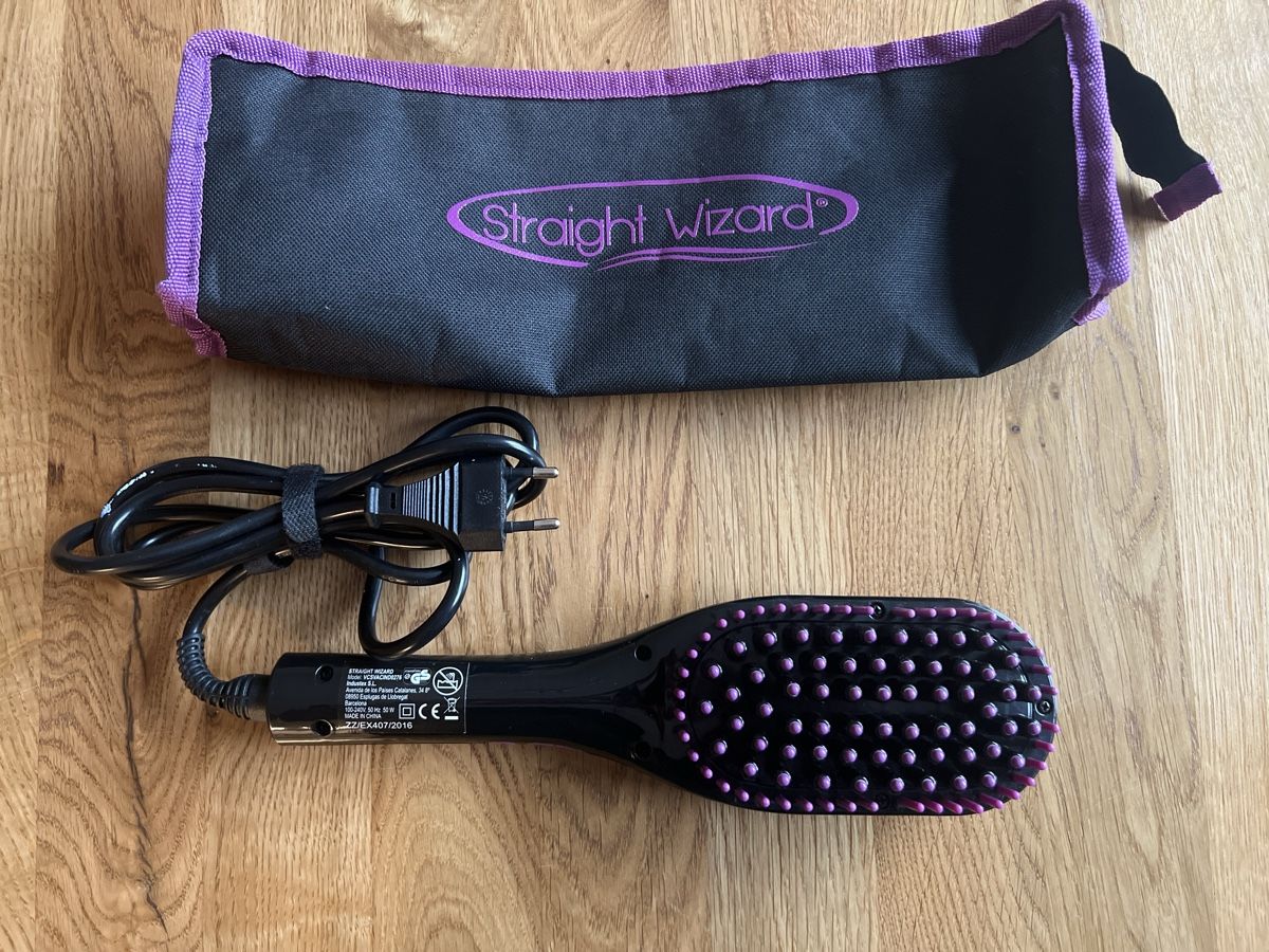 Altro per la cura dei capelli: Straight Wizard Haarglättungsbürste – Usato da Winterthur venduto da ell_22rh 1