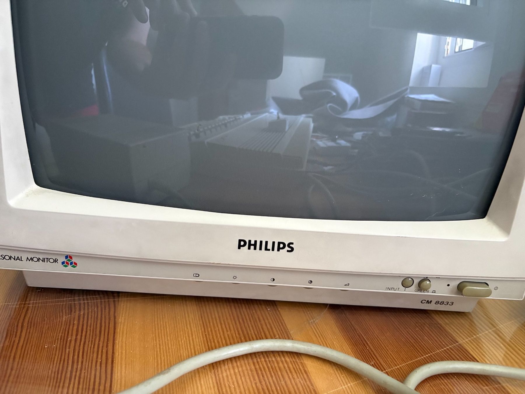 Philips Monitor: Commodore Monitor Phillips CM8833 – Difettoso da Bettingen venduto da rau_5bfh 3