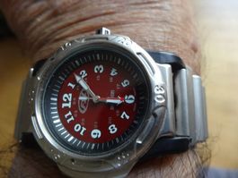 FSL GRÖÖSE HERREN UHR.QUARTZ.SCHÖN LÄÜFT--41X45MM