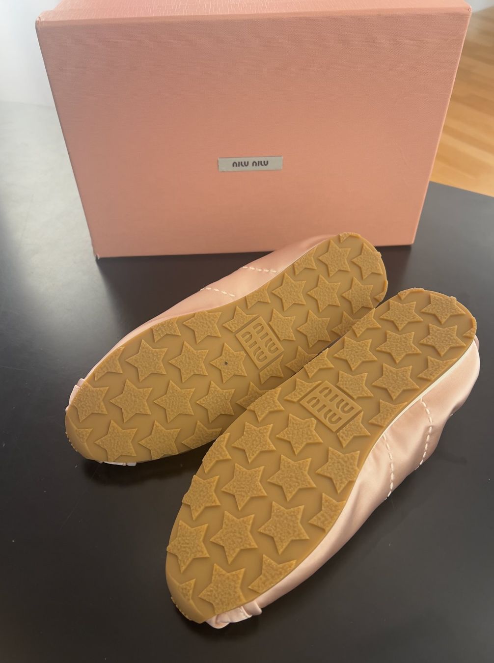 Miu Miu Scarpe da donna: MiuMiu Sneaker-Ballerinas – Nuovo e nell'imballaggio originale da Zürich venduto da Naebeli 2