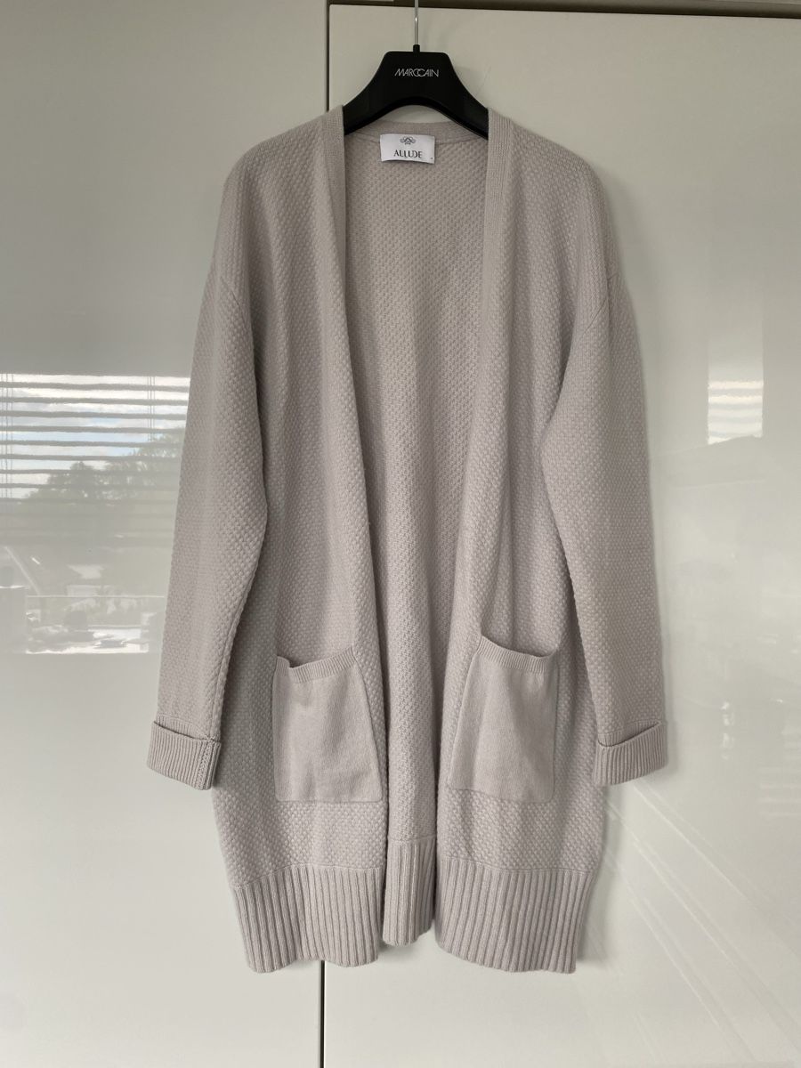 Allude Vestes: ALLUDE Strickjacke Kaschmir hellgrau/beige Gr.L  – D'occasion à Schaffhausen par Fie