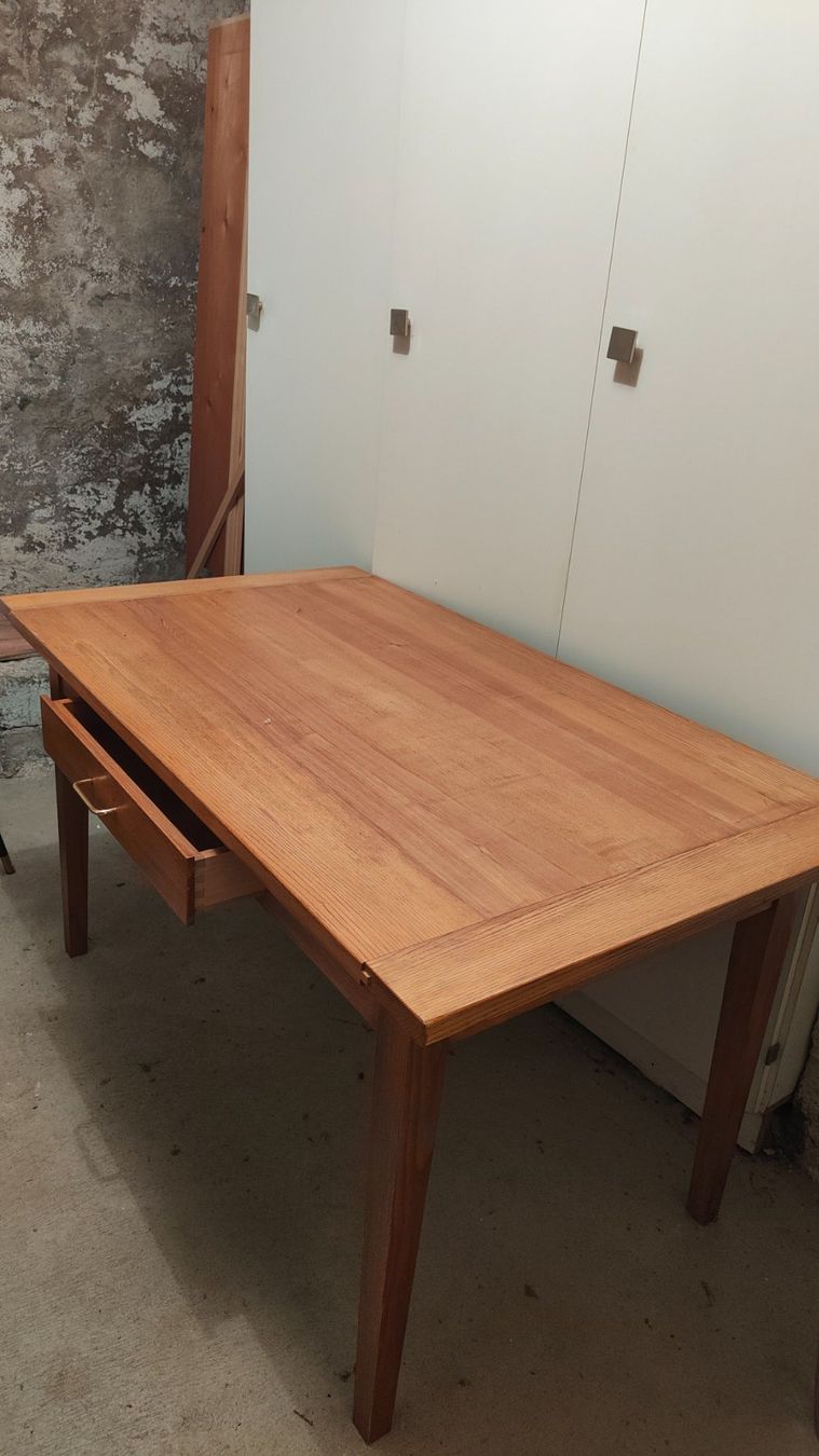 Tische: Magnifique table en chêne artisanale – Gebraucht aus Sierre von noe_8rvh