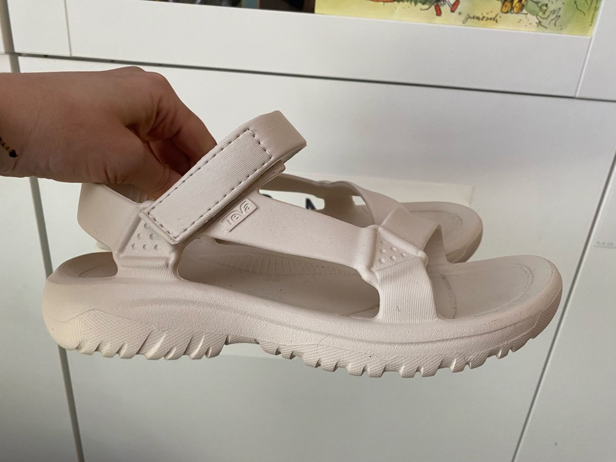 Teva Scarpe da uomo: Teva Sandalen in Off -White / 38 – Nuovo (secondo la descrizione) da Zürich venduto da msp_8mrg 3