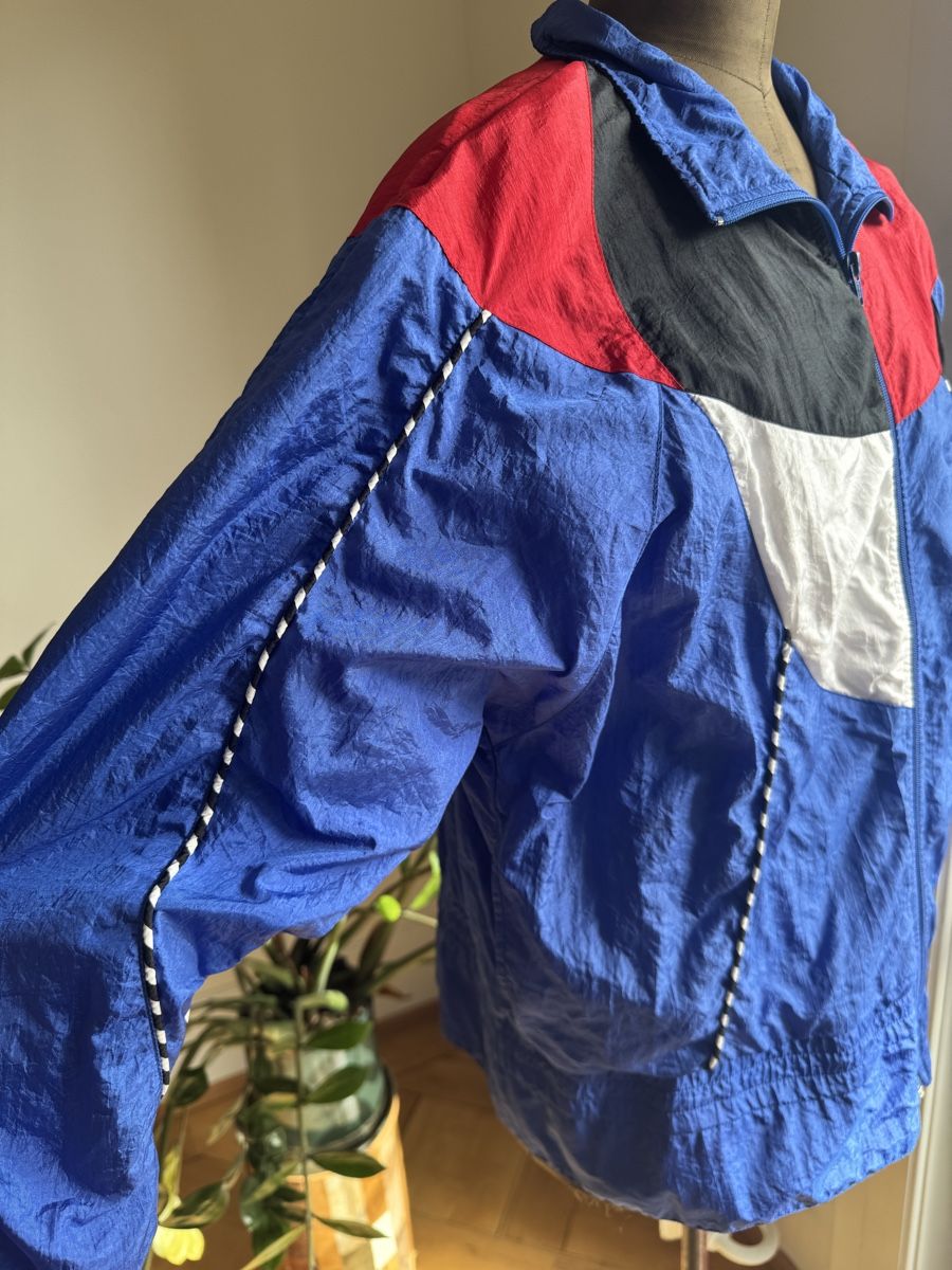 Jacken: Vintage Trainingsjacke Trainer Jacke Nylon – Gebraucht aus Zürich von Lola_from_the_West 1