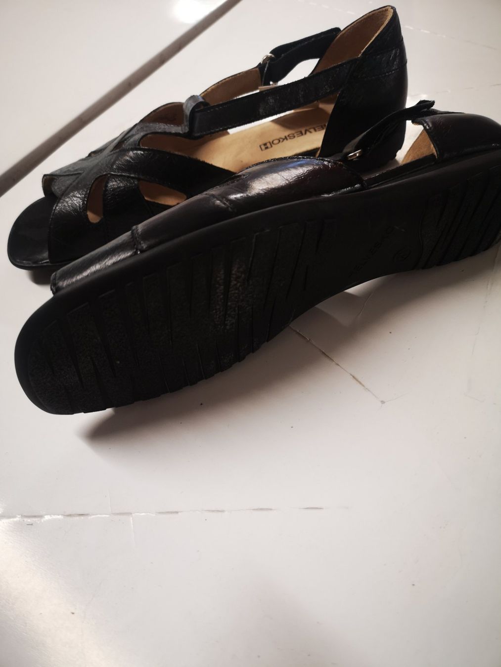 Helvesko Damenschuhe: Helvesko – Neu und originalverpackt aus Möhlin von Highwaytom 1
