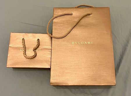 2 Sac en papier Bvlgari