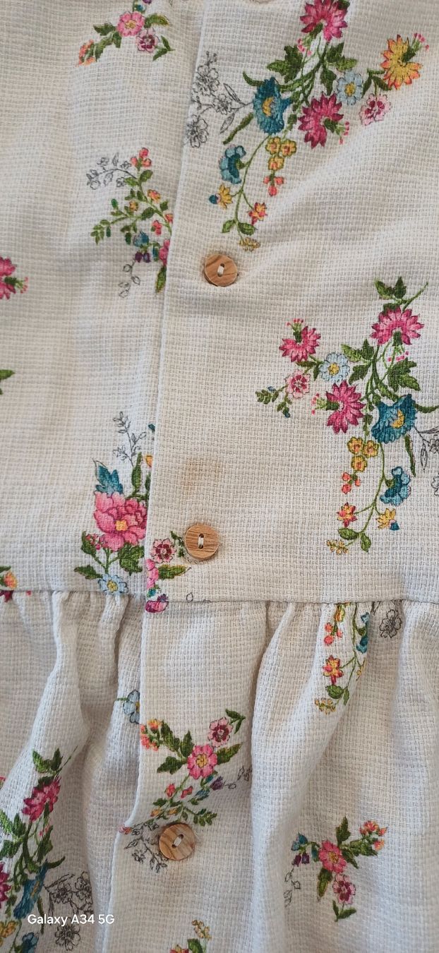 Zara Kleider & Röcke: Sommerliches Blumenkleid Zara 104 – Gebraucht aus Riniken von Lessy- 4