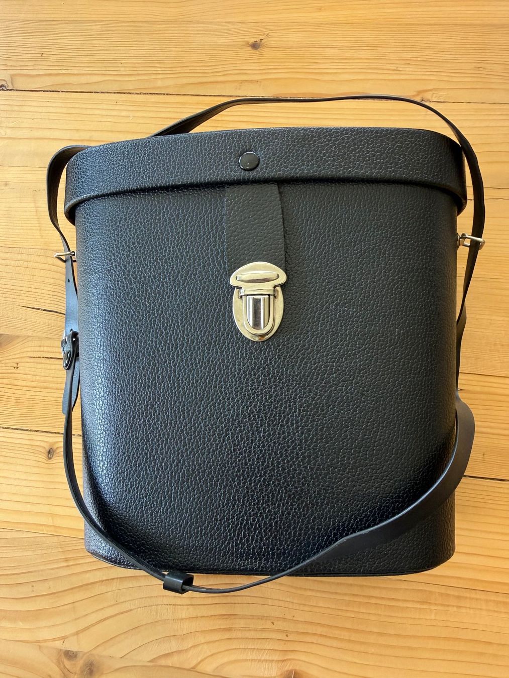 Champion Binocoli: Champion Feldstecher 10 x 50 mit Tasche – Usato da Kirchdorf AG venduto da coco123 3