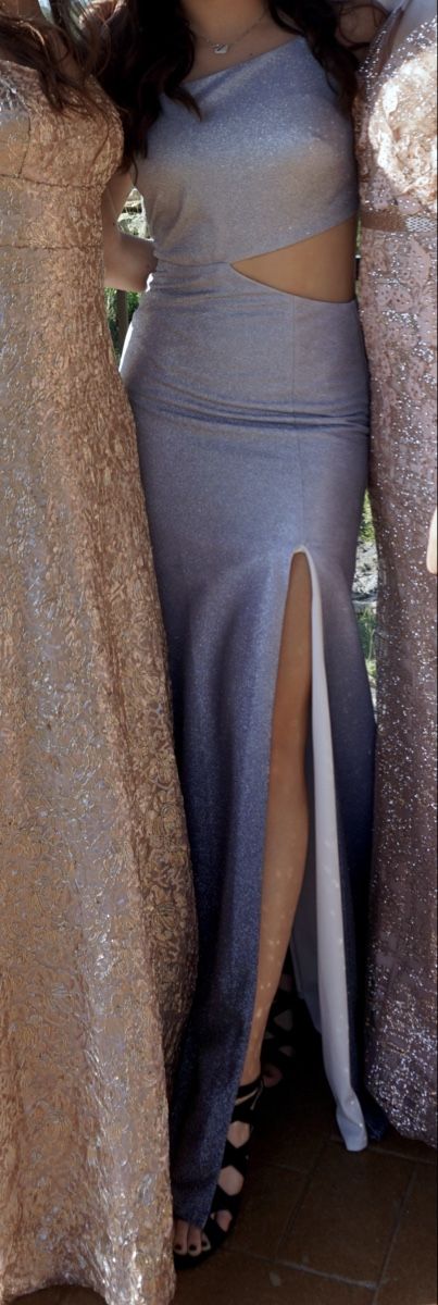 Robes: Glitzer-Ballkleid von Dear Moon – D'occasion à Itingen par gan_q6fn 3