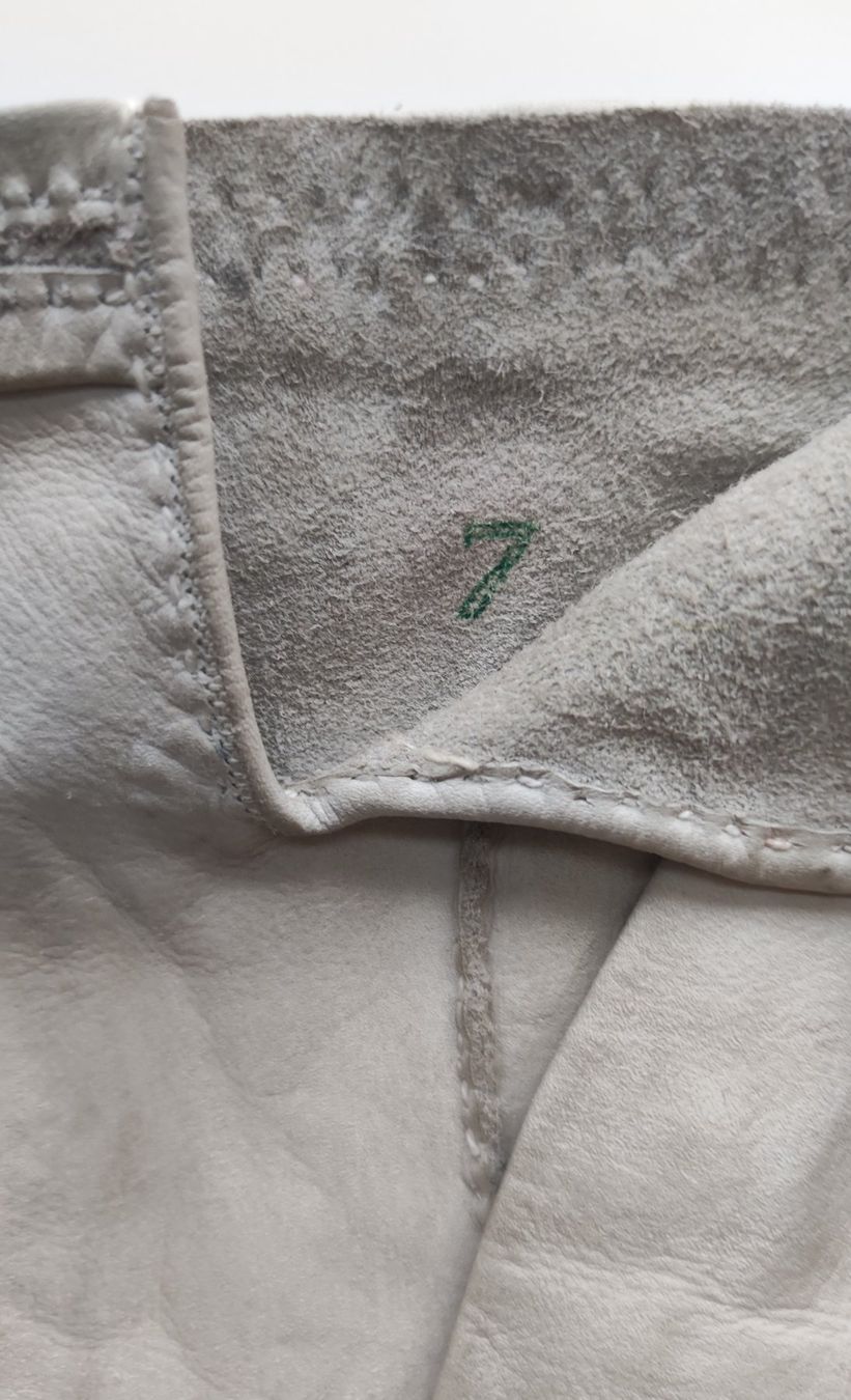 Guanti & manicotti: Hermès gloves – Usato da Zug venduto da LindaManga 3