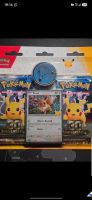 Carta Pokémon Eevee 30° Anniversario con due bustine