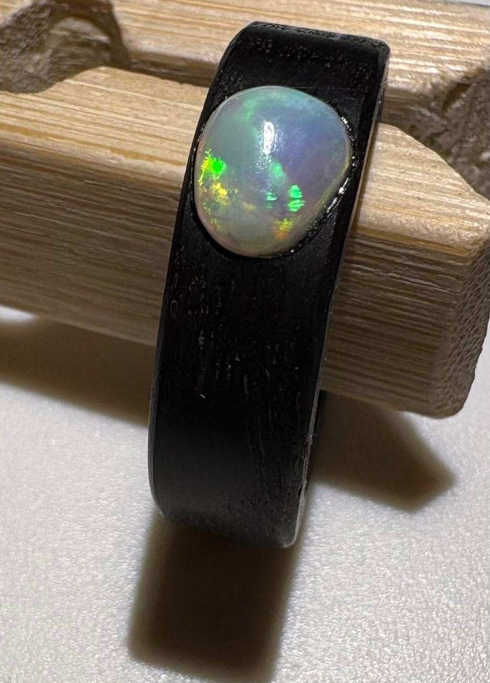 Anelli: Ring Australischer Crystal-Opal+Mooreiche, Grösse 55 – Nuovo (secondo la descrizione) da Wilen b. Wil venduto da Tschirio 5