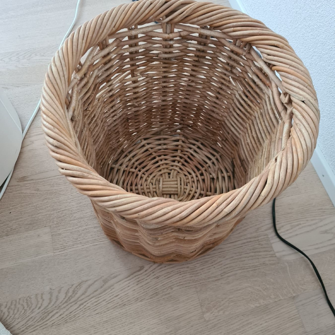 Altro per la casa: Korb Geflechtet Höhe 36 cm. – Usato da Steinen venduto da turbogeiss99 1