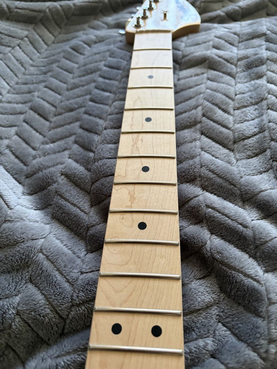 Squier Strumenti musicali: Squier Affinity Stratocaster Neck by Fender – Nuovo (secondo la descrizione) da Riehen venduto da Pnewyork 2
