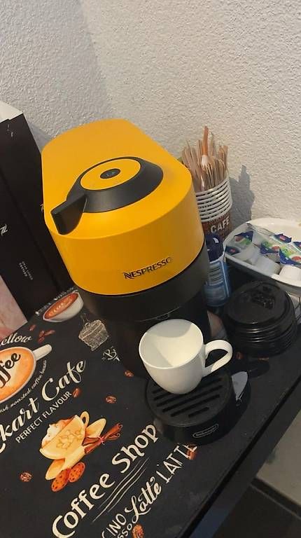 Nespresso Macchine per caffè & Macchine per espresso: Nespresso Kaffeemaschine – Usato da Altstätten SG venduto da mar_6ymt